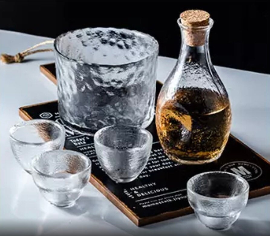 Hammered Wine Decanter, Sake Set, Sake Decanter, Wine Glasses, Wine Chiller, Carafe and Glass Set, Wine Warmer, Gold Rim Glasses, Carafe Set