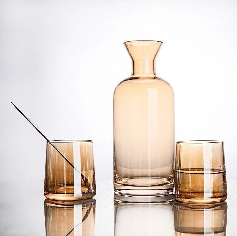 Clear Carafe and Glass Set, Whiskey Decanter, Whiskey Glasses, Bottleneck Pitcher, Carafe Tray, Wood Ball Stopper, Carafe & Glass Set, Gift Set