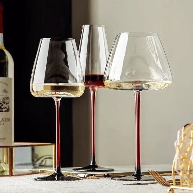 Gold Wine Glasses, Unique Wine Glasses, Ripple Wine Glass Set, Barware –  Casa Amore