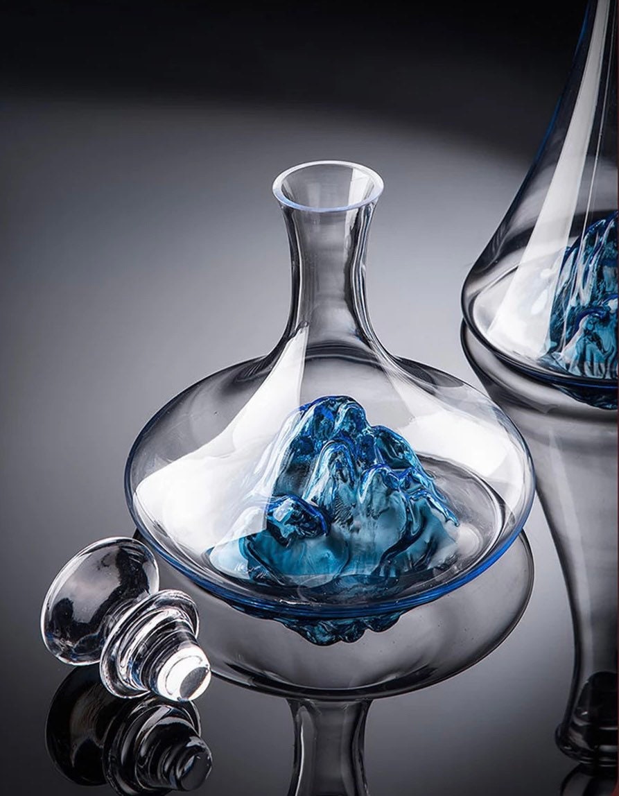 Minimalist Glass Wine Decanter, Glass Ball Stopper, 3D Wine Decanter, Luxury Decanter, Unique Gifts, Gifts For Her, Gifts For Him