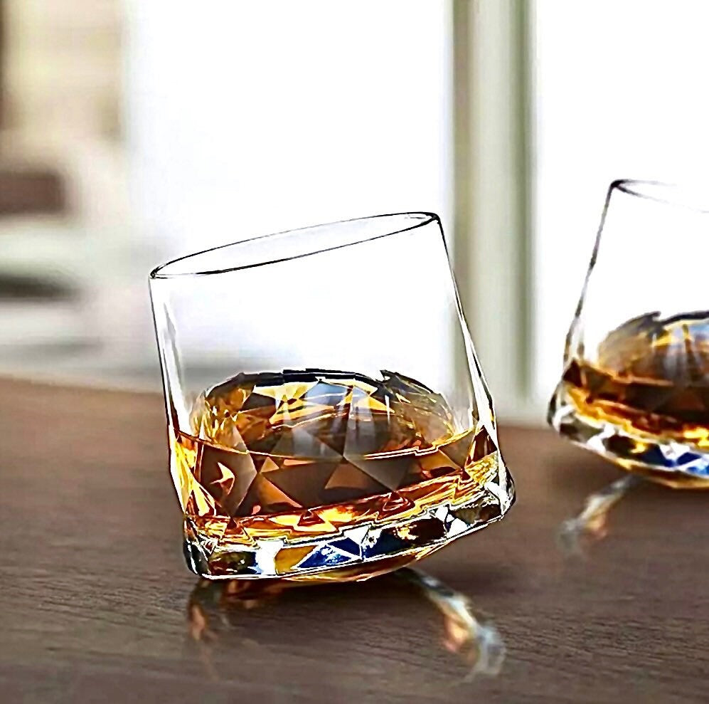 KAVE 22 Spinning Glass Set – Elegant and Refined 4pcs Spinning Whiskey –  SoMixxy